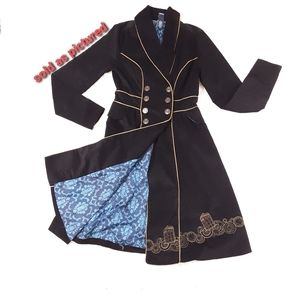 Elegant Black Double-Breasted Women's Coat